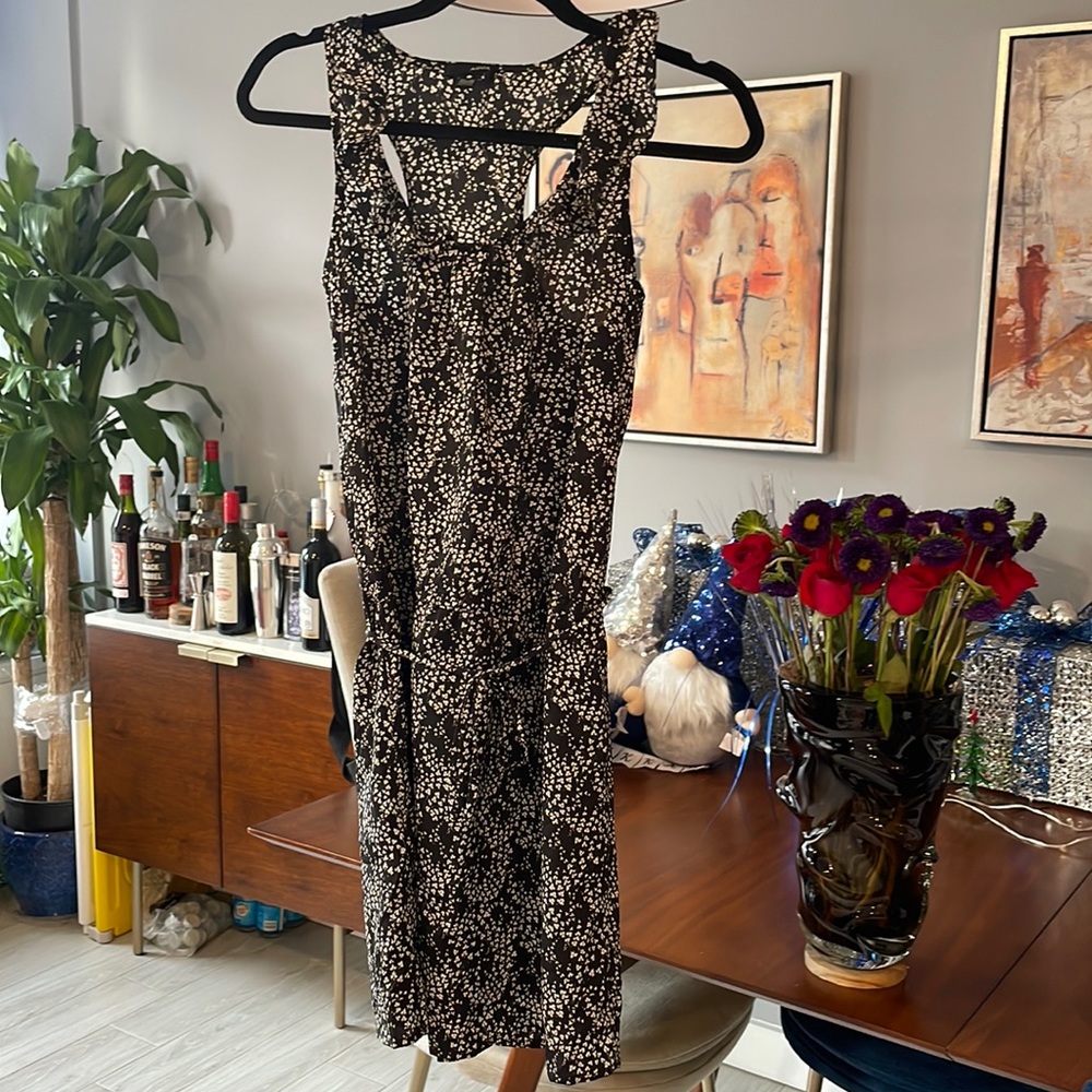 Aqua. Summer dress. Short sleeve black and white leaf pattern. Size S.